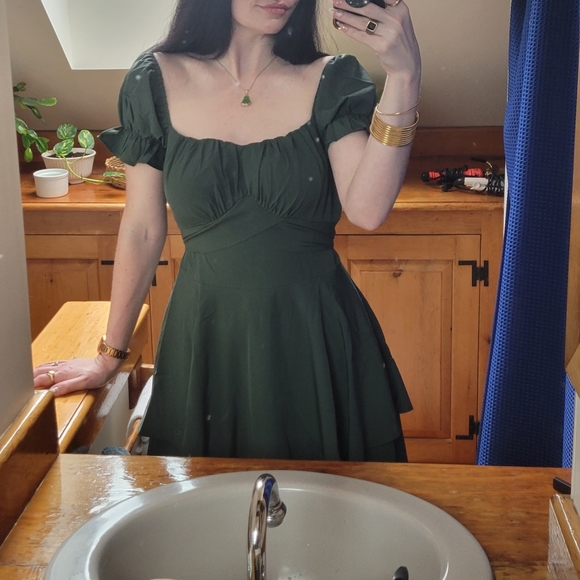 Forest Green Dress - Picture 3 of 4
